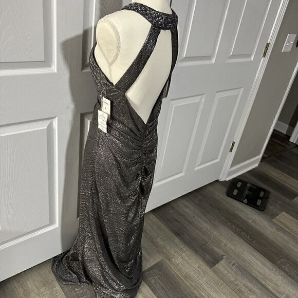Beautiful gray Sparkling Halter Evening Gown With Sequins Around The Neck Sz 12 - Picture 8 of 10